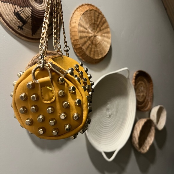 Mini Yellow Purse - Picture 4 of 5